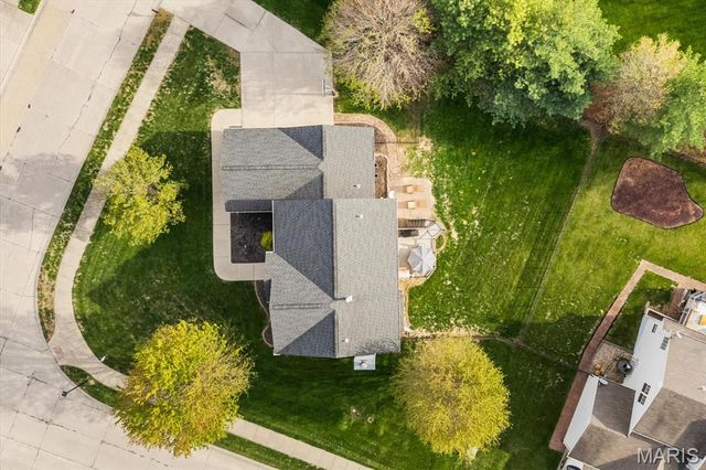 2405 Bobby Jones Court, Belleville, IL 62220