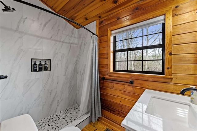 403 Sugar Mountain Road, Blue Ridge, GA 30513