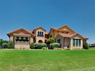 7916 Bella Flora Drive, Fort Worth, TX 76126