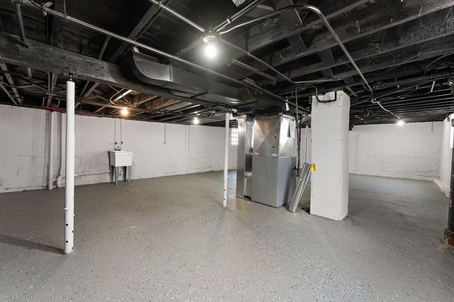 2622 163rd Place, Hammond, IN 46323