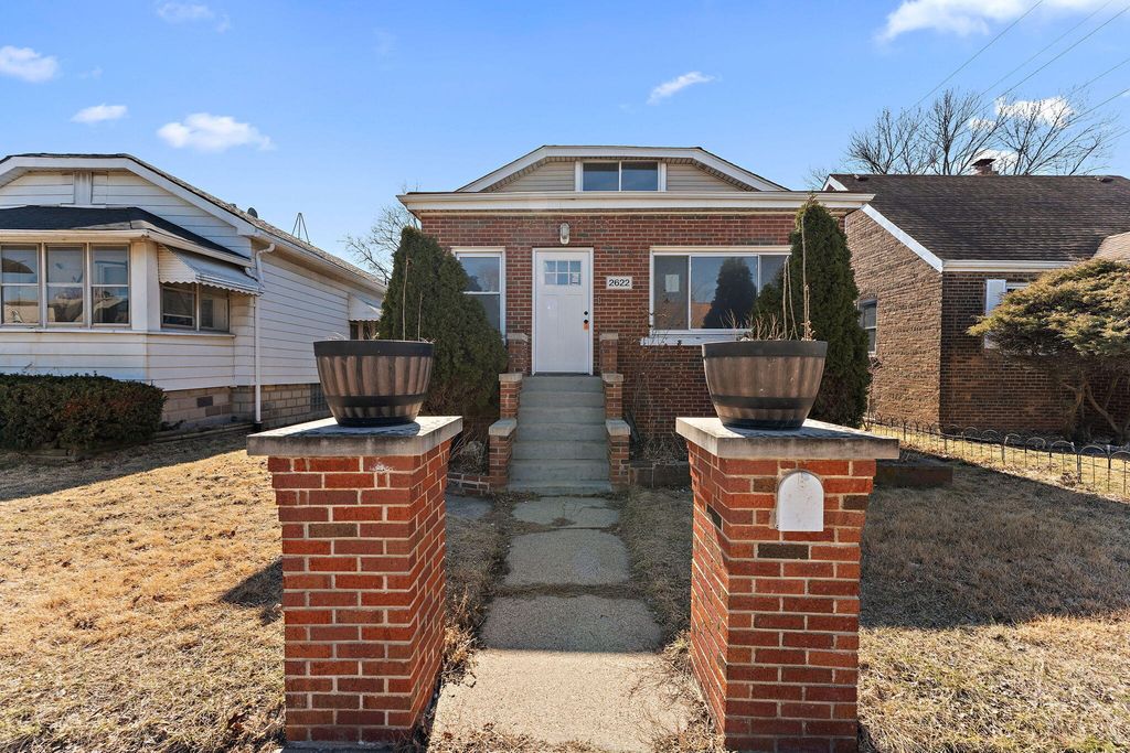 2622 163rd Place, Hammond, IN 46323