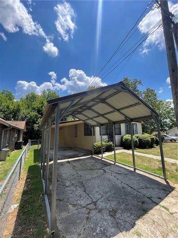 3 Second Avenue, Thomasville, NC 27360