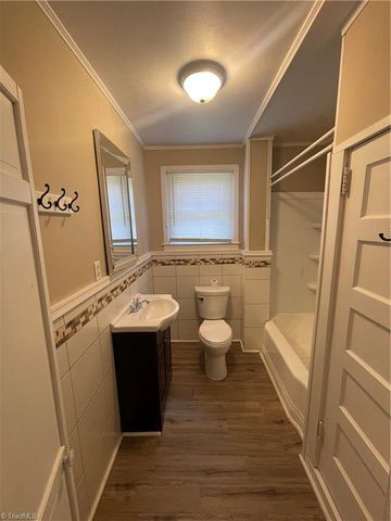 3 Second Avenue, Thomasville, NC 27360
