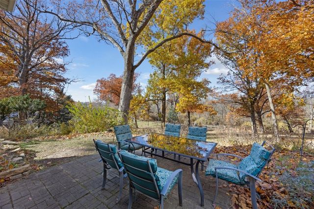 3000 Carroll DR SE, Cedar Rapids, IA 52403