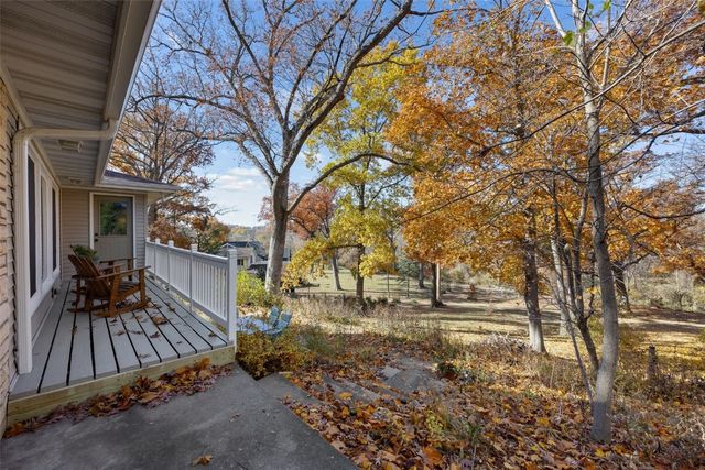 3000 Carroll DR SE, Cedar Rapids, IA 52403