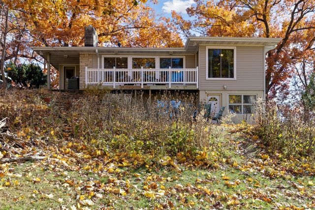 3000 Carroll DR SE, Cedar Rapids, IA 52403