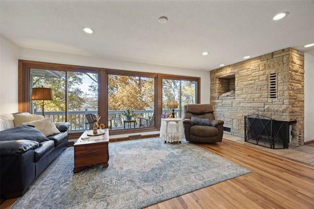 3000 Carroll DR SE, Cedar Rapids, IA 52403