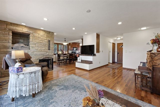 3000 Carroll DR SE, Cedar Rapids, IA 52403