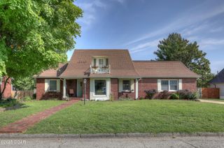 2211 E 10th Street, Joplin, MO 64801