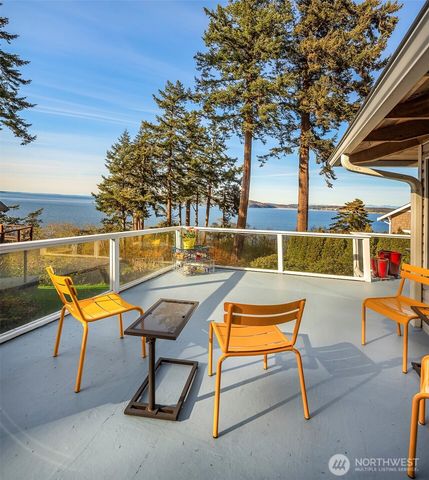 2426 Eastpoint Drive, Langley, WA 98260
