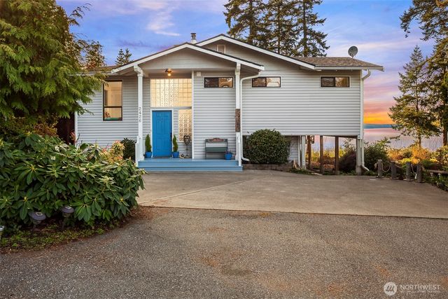2426 Eastpoint Drive, Langley, WA 98260