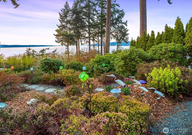 2426 Eastpoint Drive, Langley, WA 98260