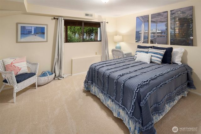 2426 Eastpoint Drive, Langley, WA 98260
