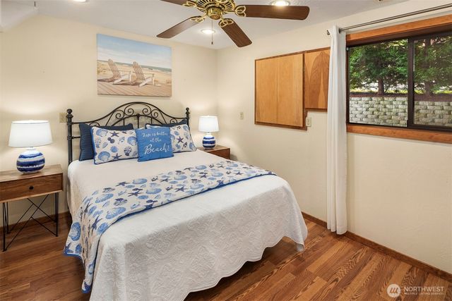 2426 Eastpoint Drive, Langley, WA 98260