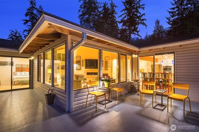 2426 Eastpoint Drive, Langley, WA 98260