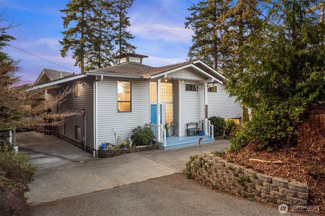 2426 Eastpoint Drive, Langley, WA 98260
