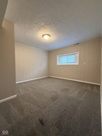 9812 W 900 N, Elwood, IN 46036