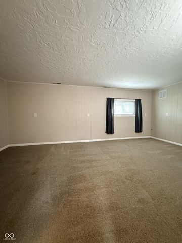 9812 W 900 N, Elwood, IN 46036