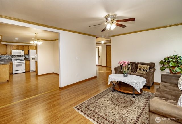 29123 41 Street Ct S, Auburn, WA 98001