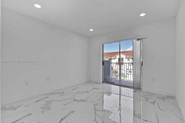 10245 SW 154th Pl 112-3, Miami, FL 33196