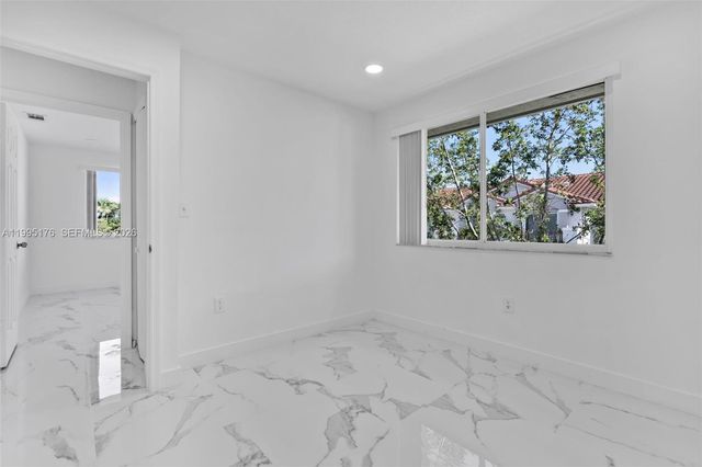 10245 SW 154th Pl 112-3, Miami, FL 33196