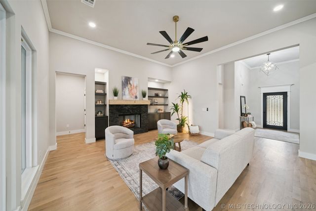 8732 S Quanah Avenue, Tulsa, OK 74132