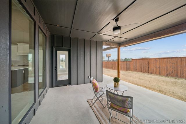 8732 S Quanah Avenue, Tulsa, OK 74132