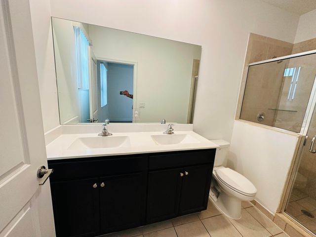 346 NE 208TH Terrace, Miami, FL 33179