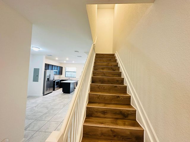 346 NE 208TH Terrace, Miami, FL 33179