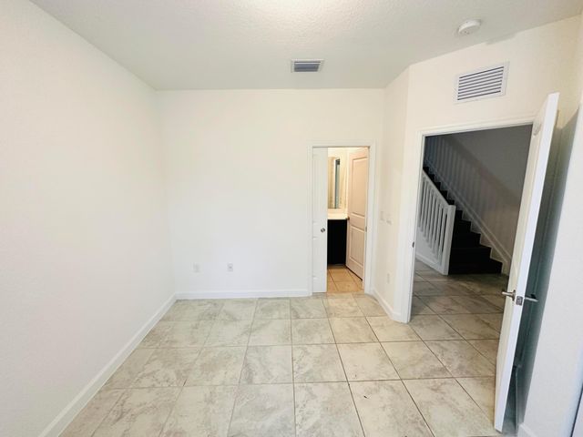 346 NE 208TH Terrace, Miami, FL 33179