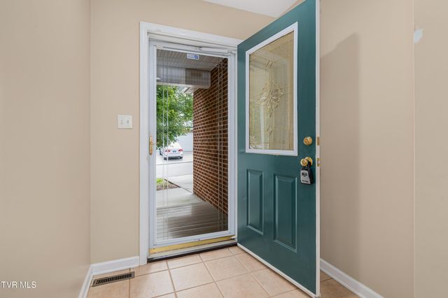 634 Willowcrest Place, Kingsport, TN 37660