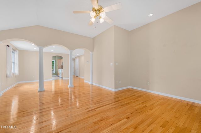 634 Willowcrest Place, Kingsport, TN 37660