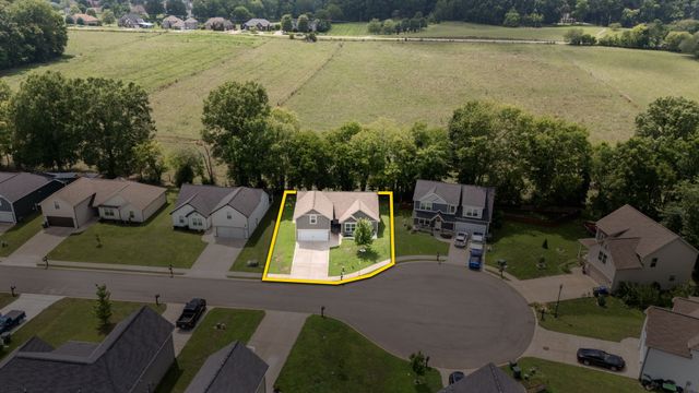 357 Fieldstone Ln, Springfield, TN 37172