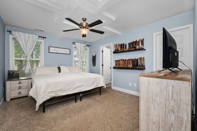 357 Fieldstone Ln, Springfield, TN 37172