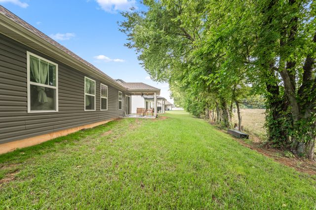 357 Fieldstone Ln, Springfield, TN 37172