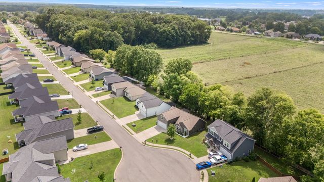 357 Fieldstone Ln, Springfield, TN 37172