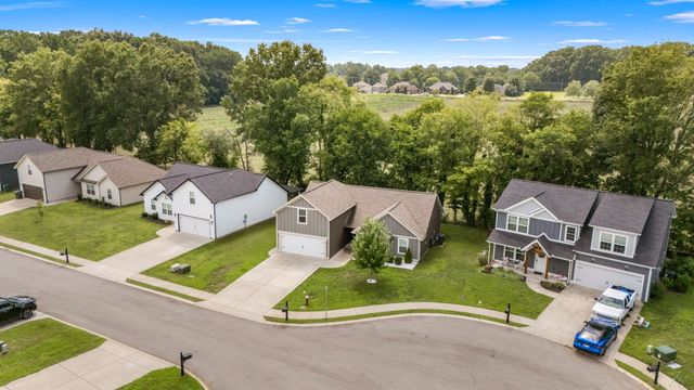 357 Fieldstone Ln, Springfield, TN 37172