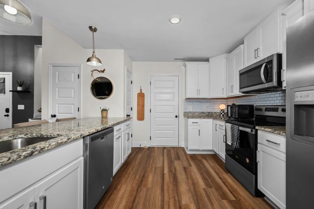 357 Fieldstone Ln, Springfield, TN 37172