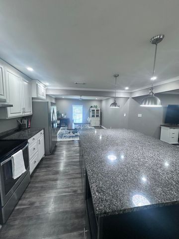 131 Willis Rd, Leesville, LA 71446