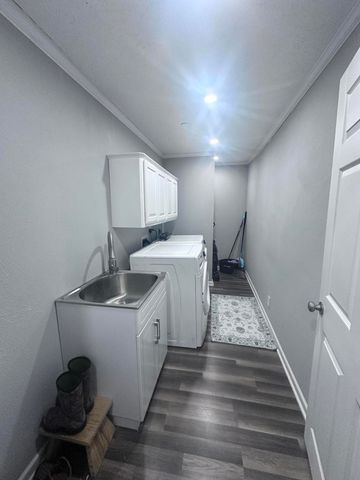 131 Willis Rd, Leesville, LA 71446