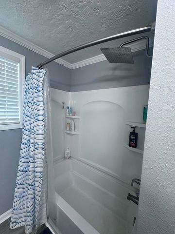 131 Willis Rd, Leesville, LA 71446