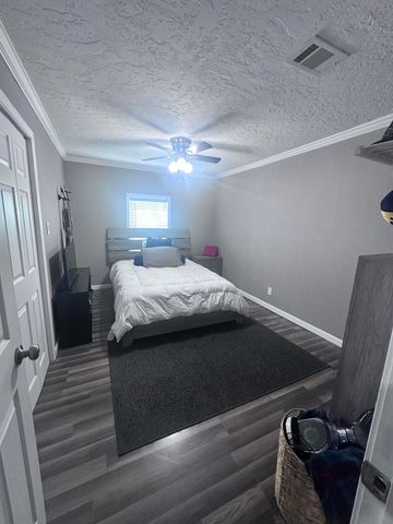 131 Willis Rd, Leesville, LA 71446