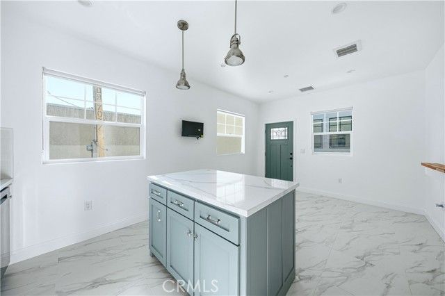 10538 La Reina, Downey, CA 90241