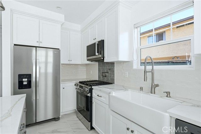 10538 La Reina, Downey, CA 90241