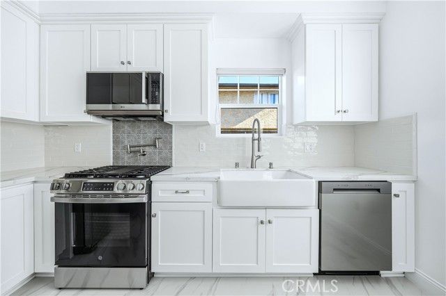 10538 La Reina, Downey, CA 90241