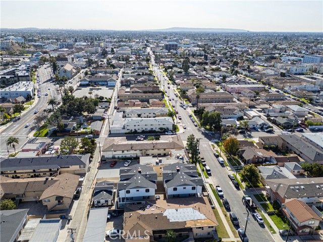 10538 La Reina, Downey, CA 90241