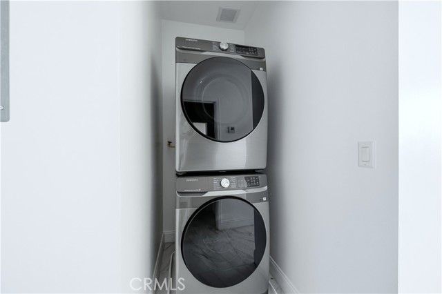 10538 La Reina, Downey, CA 90241