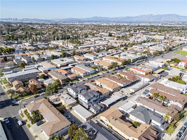 10538 La Reina, Downey, CA 90241