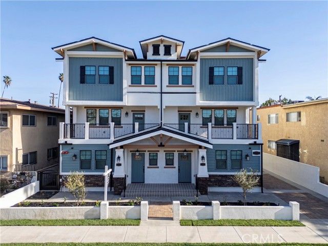 10538 La Reina, Downey, CA 90241