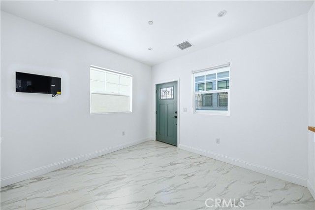 10538 La Reina, Downey, CA 90241